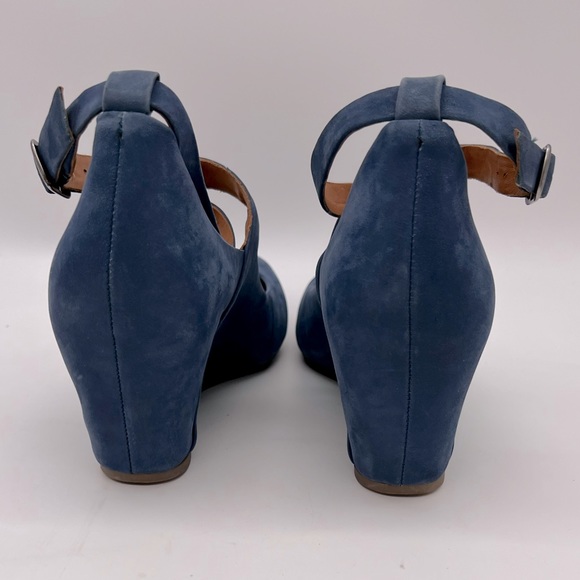 Gentle Souls Womens Funtastic NU Wedge Sapphire Size 7 - Picture 6 of 10
